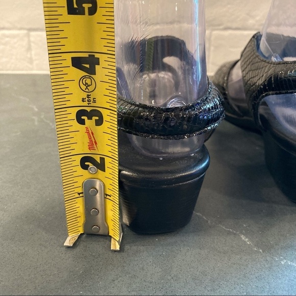 SAS sz 7.5 Suntimer Heel Strap Sandal black patent croc - Picture 11 of 13